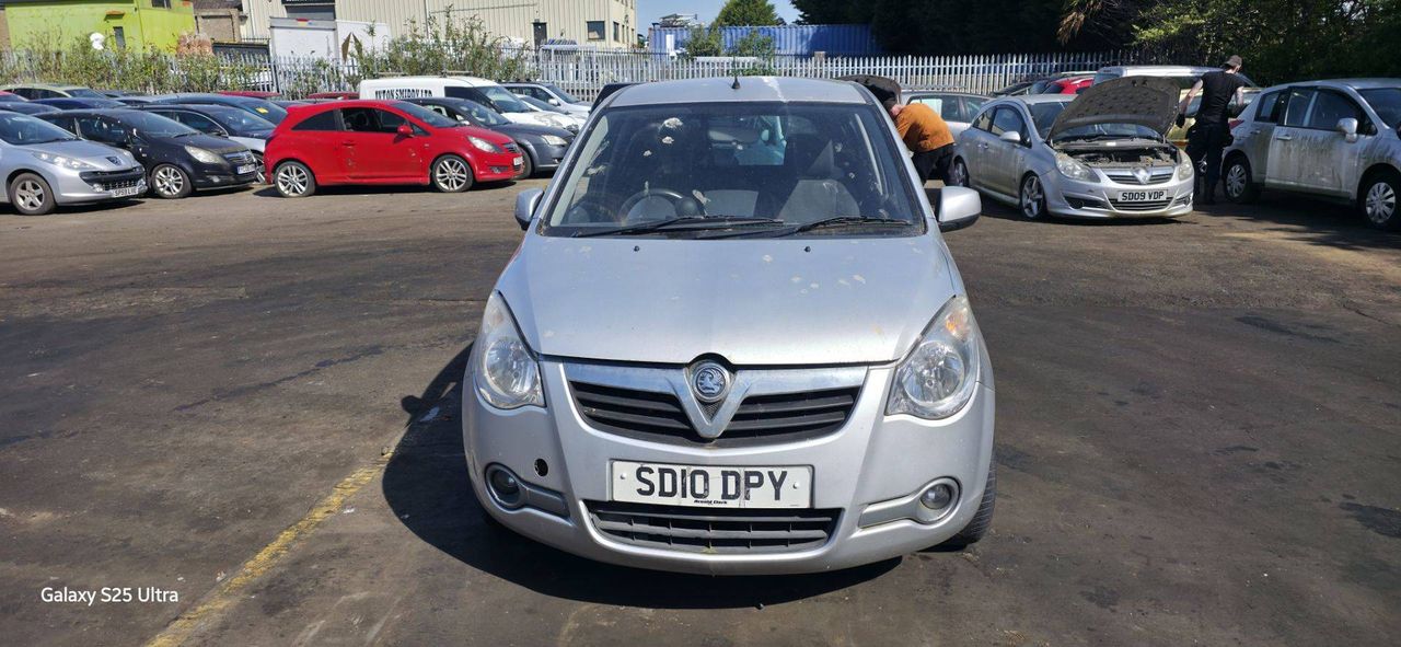 Opel Agila 2 (B) 2010 - фото №1