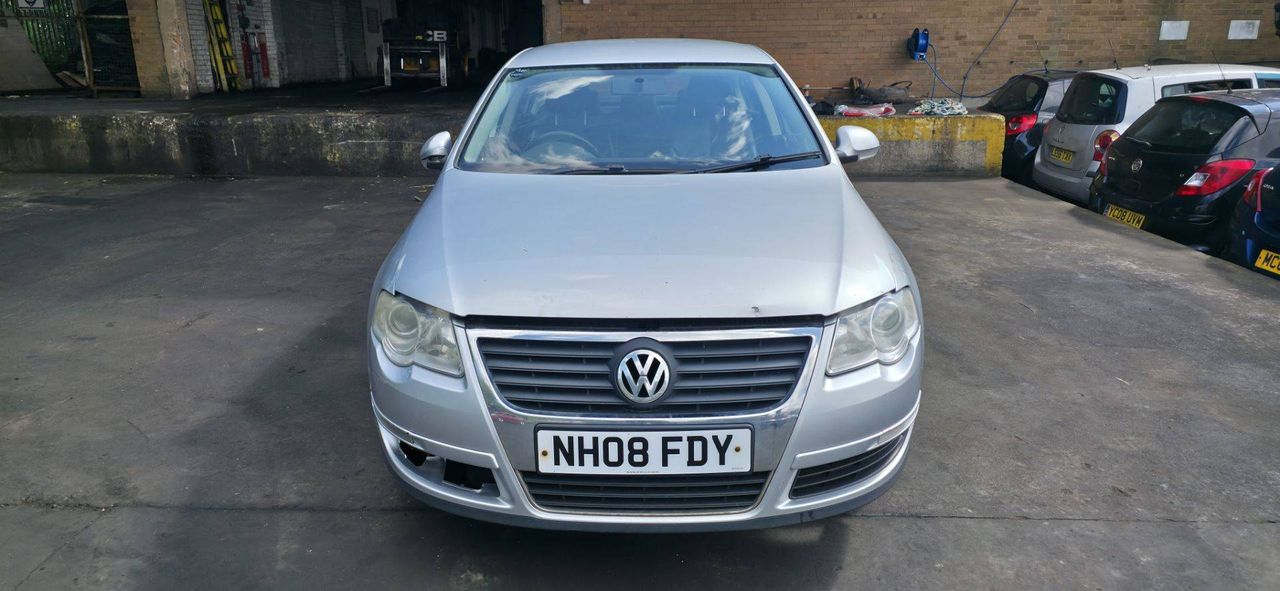Volkswagen Passat B6 2008 - фото №1