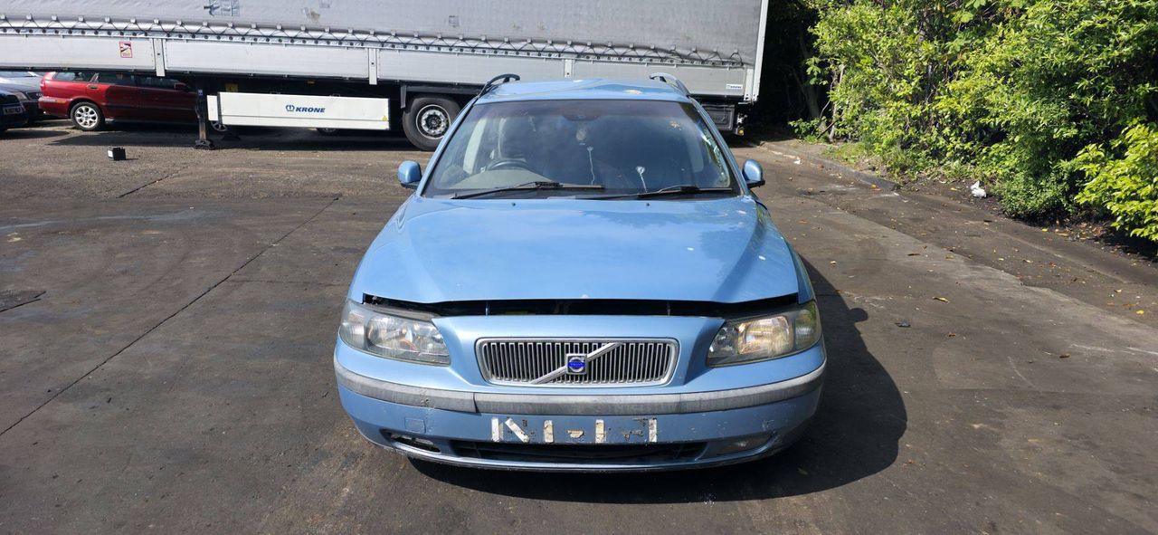 Volvo V70 2 2004 - фото №1