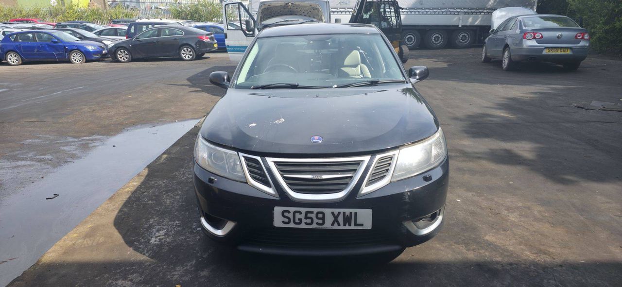 Saab 9-3 2 рест. 2010 - фото №1