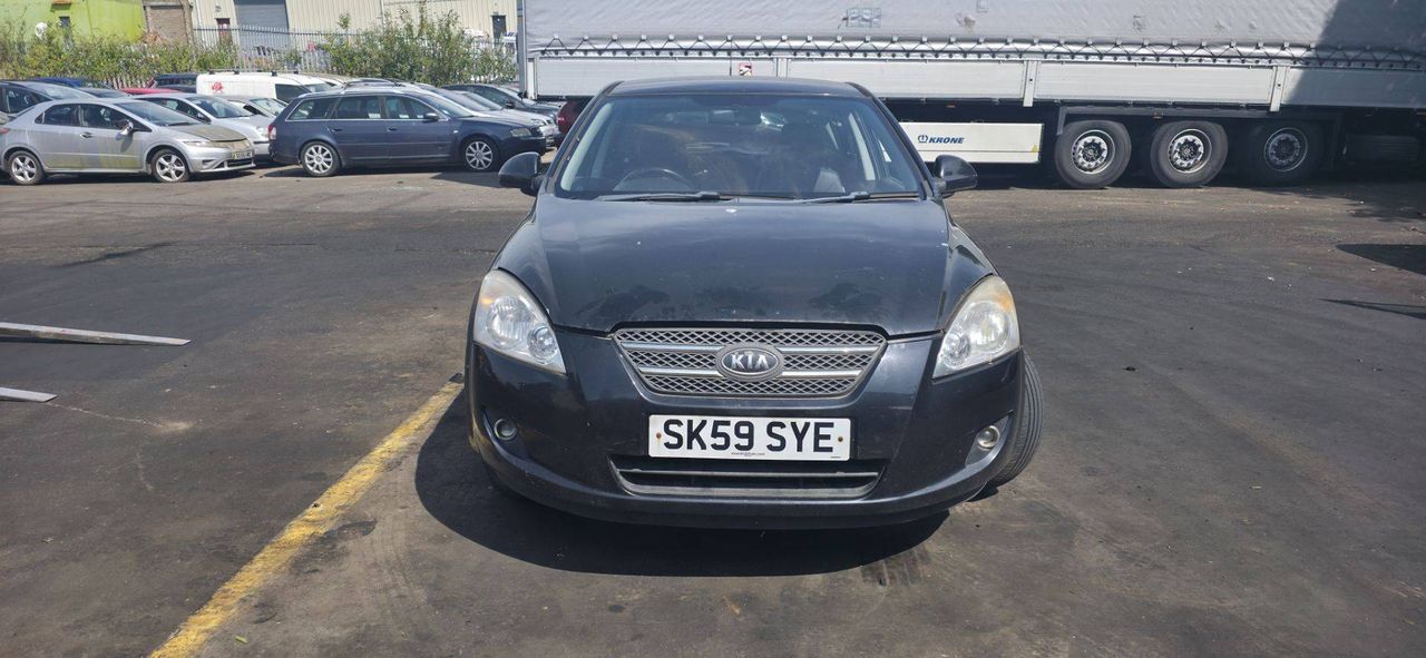 Kia Ceed ED 2009 - фото №1