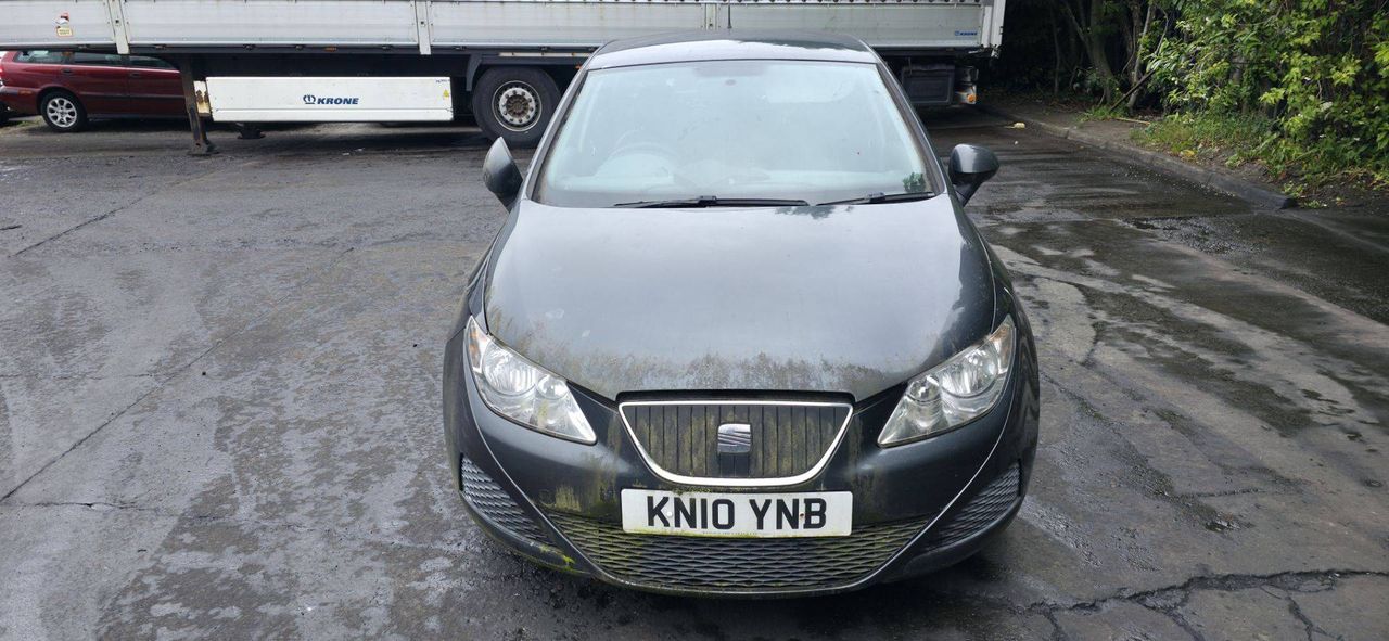 SEAT Ibiza 4 6J 2010 - фото №1