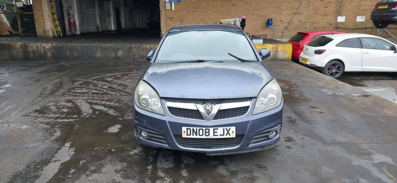 Opel Vectra C рест. 2008 - фото №1