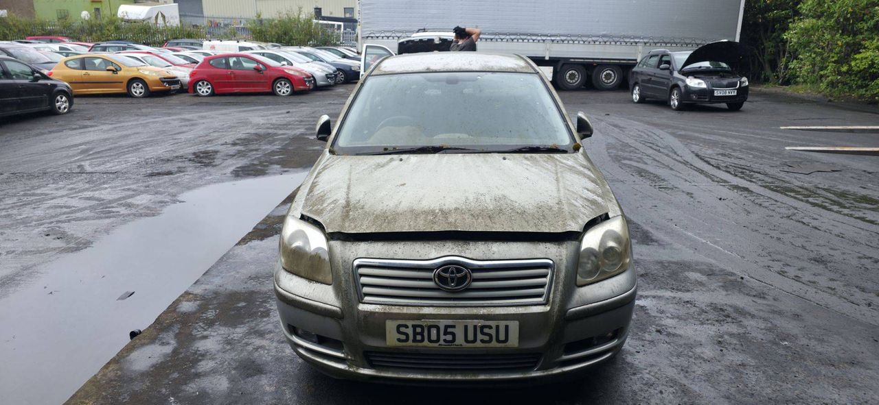 Toyota Avensis 2 (T250) 2005 - фото №1