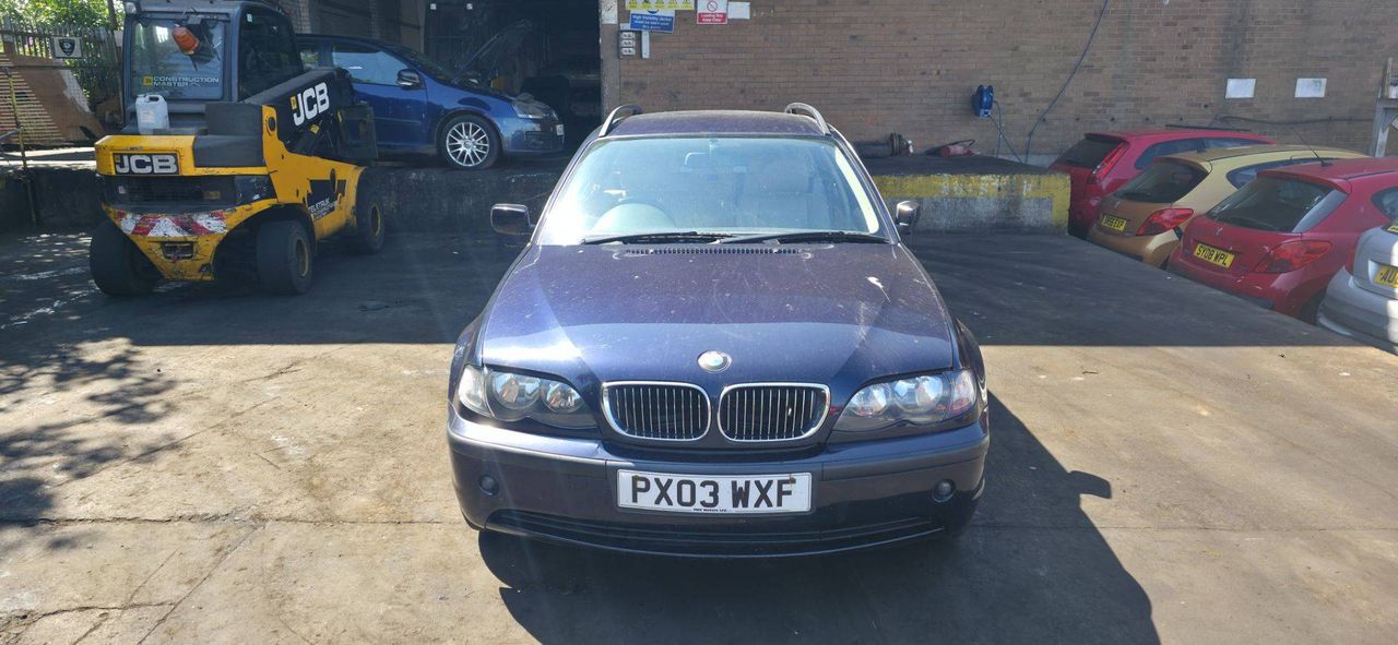 BMW 3 E46 рест. 2002 - фото №1