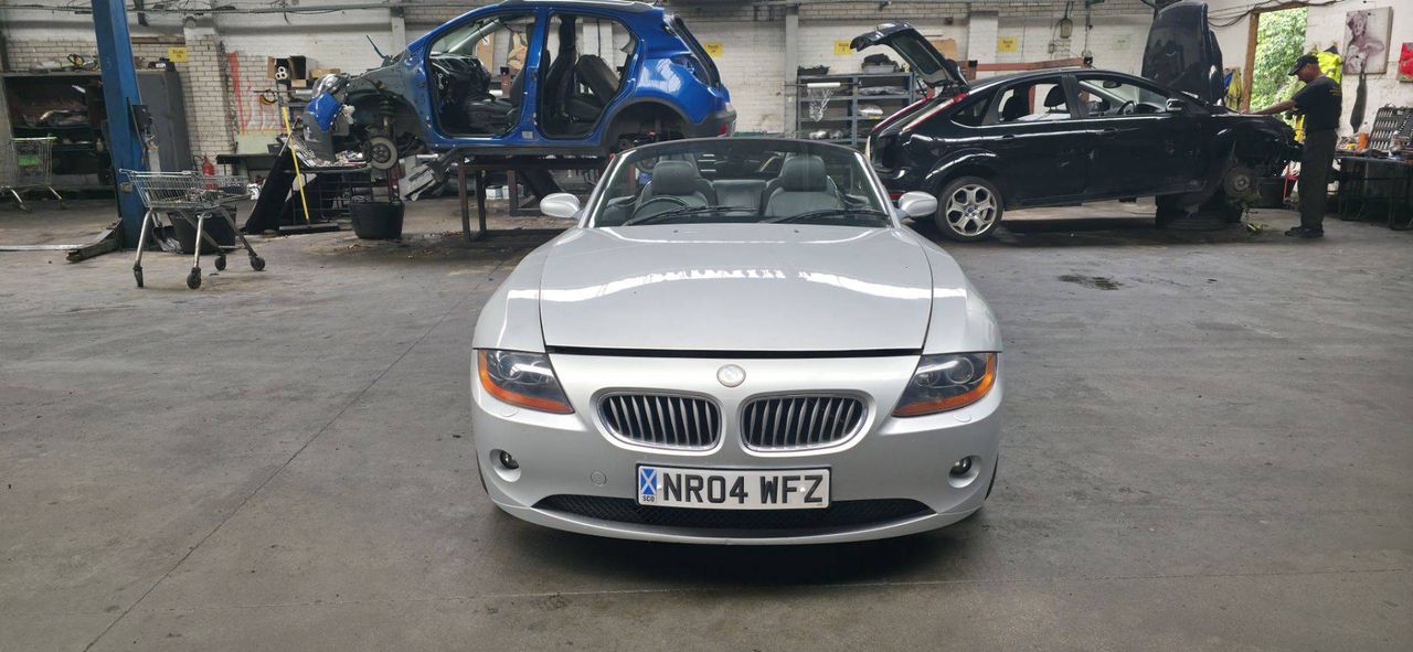 BMW Z4 E85 2004 - фото №1