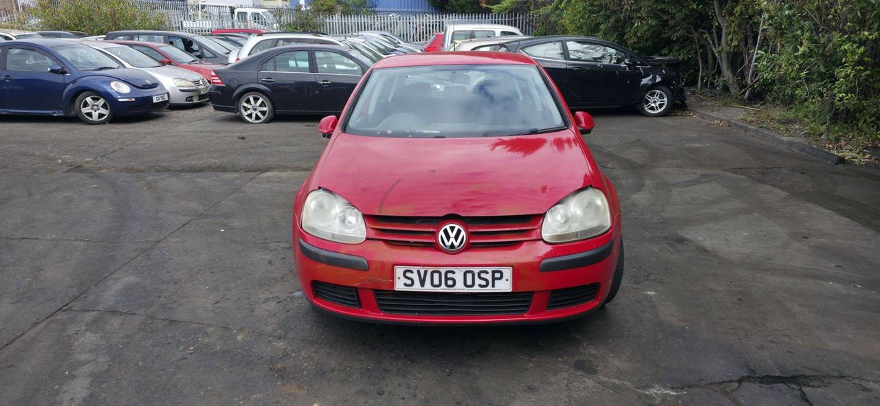 Volkswagen Golf 5 2006 - фото №1
