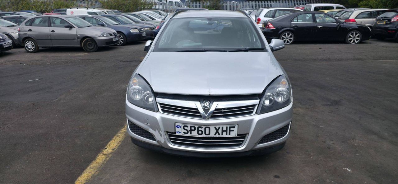 Opel Astra H/Family рест. 2010 - фото №1