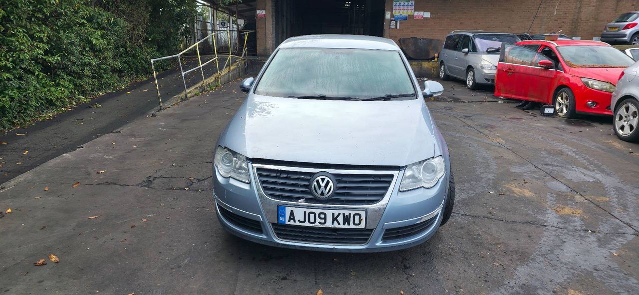 Volkswagen Passat B6 2009 - фото №1
