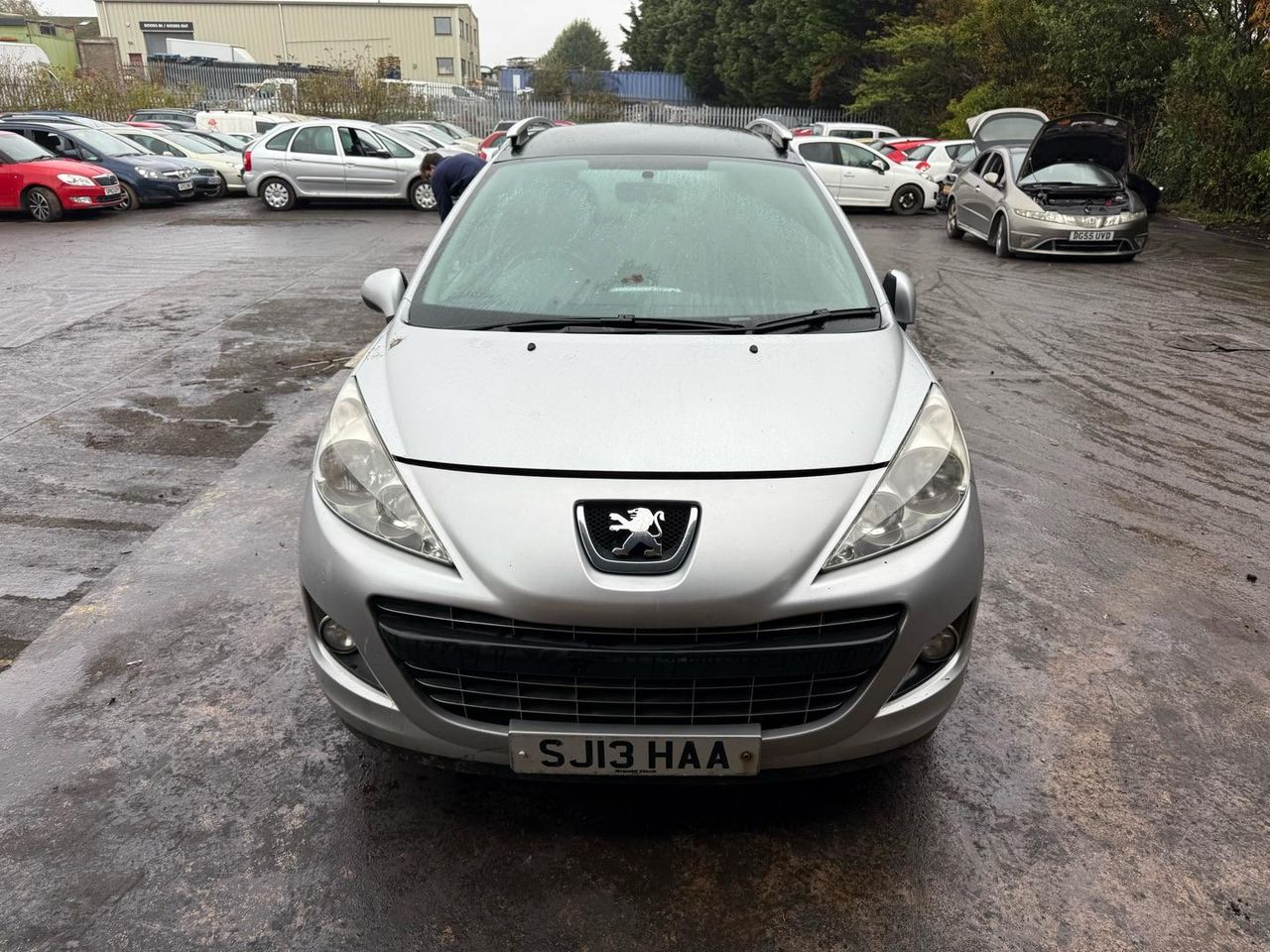 Peugeot 207 рест. 2013 - фото №1