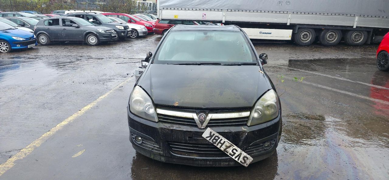Opel Astra H 2006 - фото №1