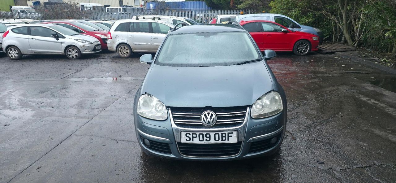 Volkswagen Golf 5 2008 - фото №1