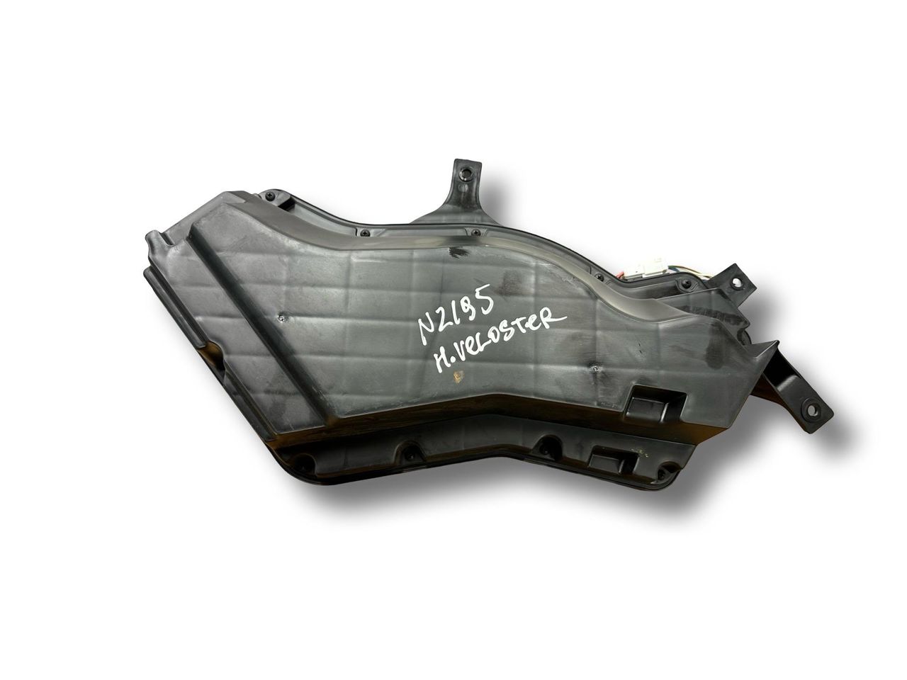 сабвуфер Hyundai Veloster 1 поколение 2012, 1.6 л., GDi, G4FD, бензин, 6МКПП, scarlet sage / p9r, хетчбэк 3 дв., передний привод, правый руль, 96380-2V100