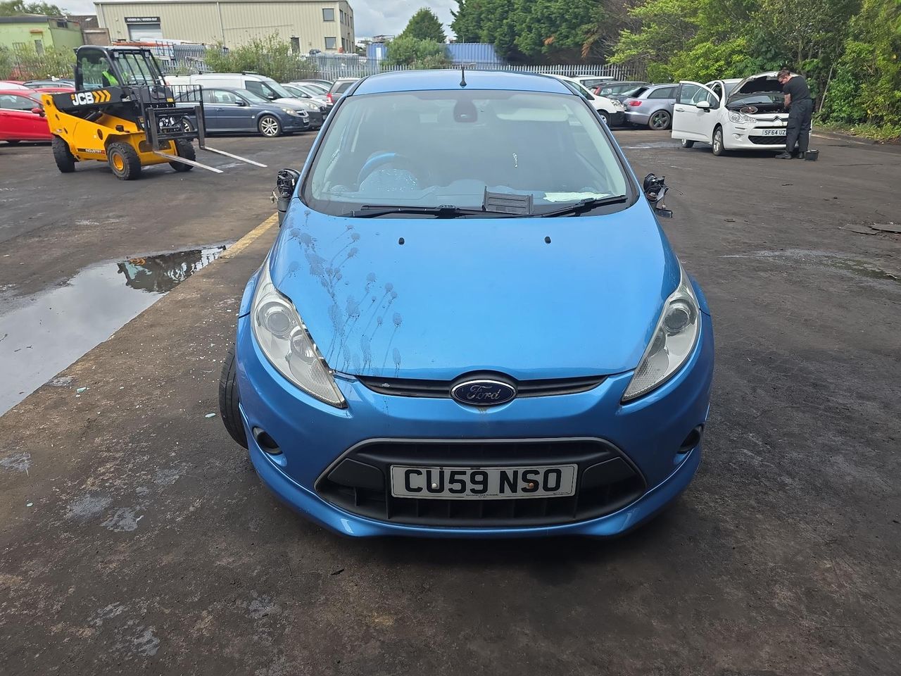 Ford Fiesta 6 2009 - фото №1