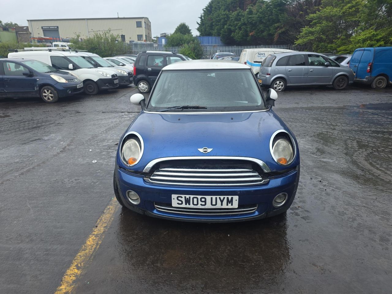 Mini Cooper 2 R56 2008 - фото №1
