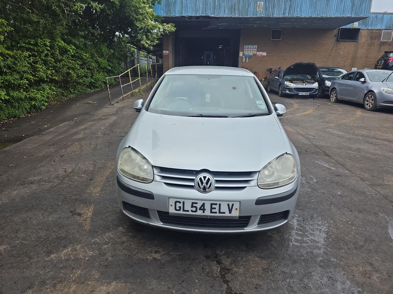 Volkswagen Golf 5 2004 - фото №1