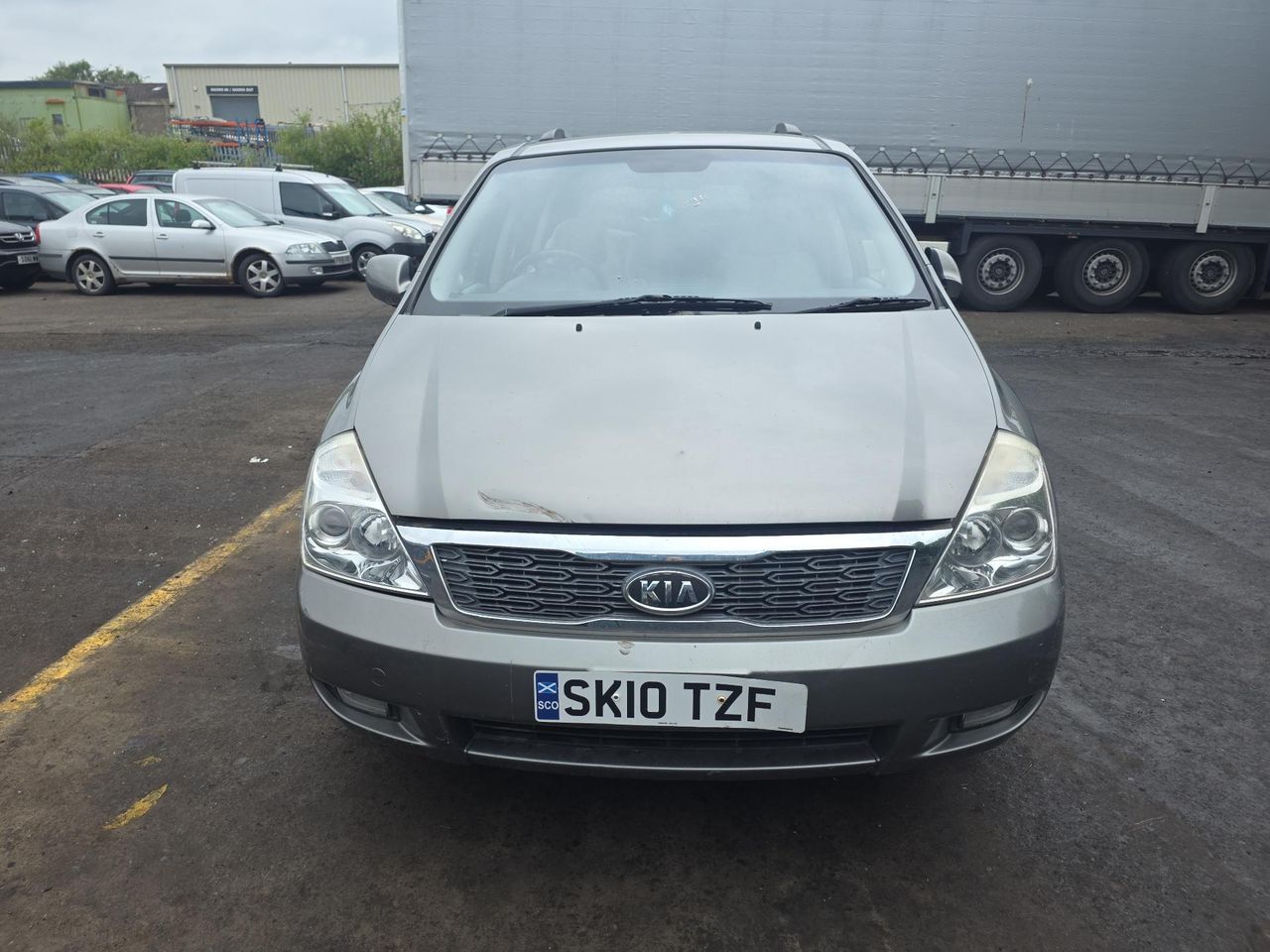 Kia Carnival VQ 2010 - фото №1