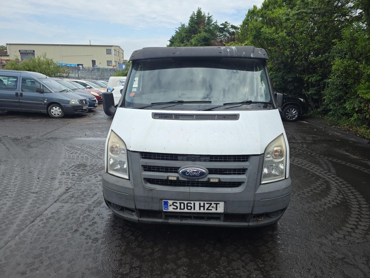 Ford Transit 7 2011 - фото №1