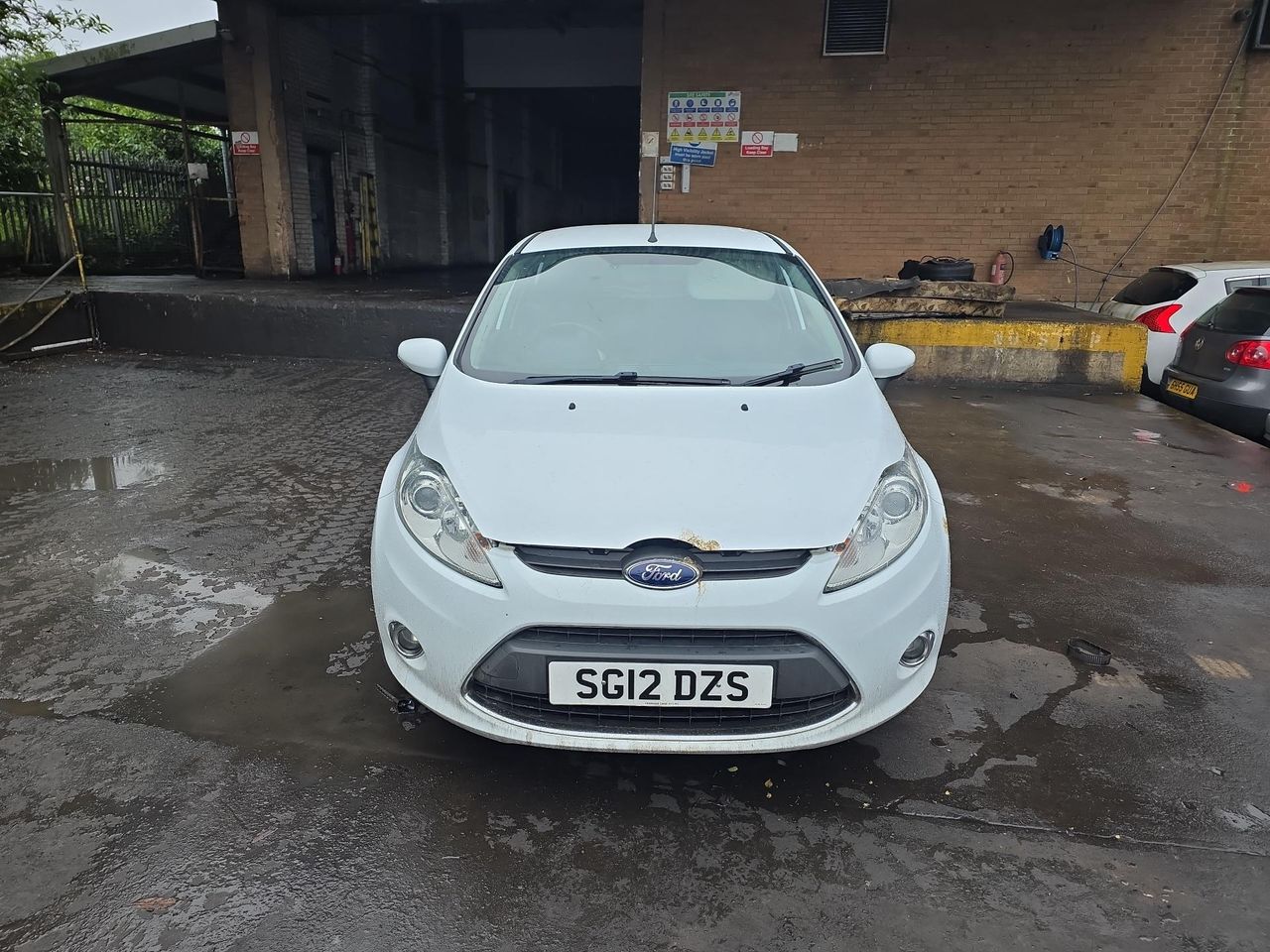 Ford Fiesta 6 2012 - фото №1