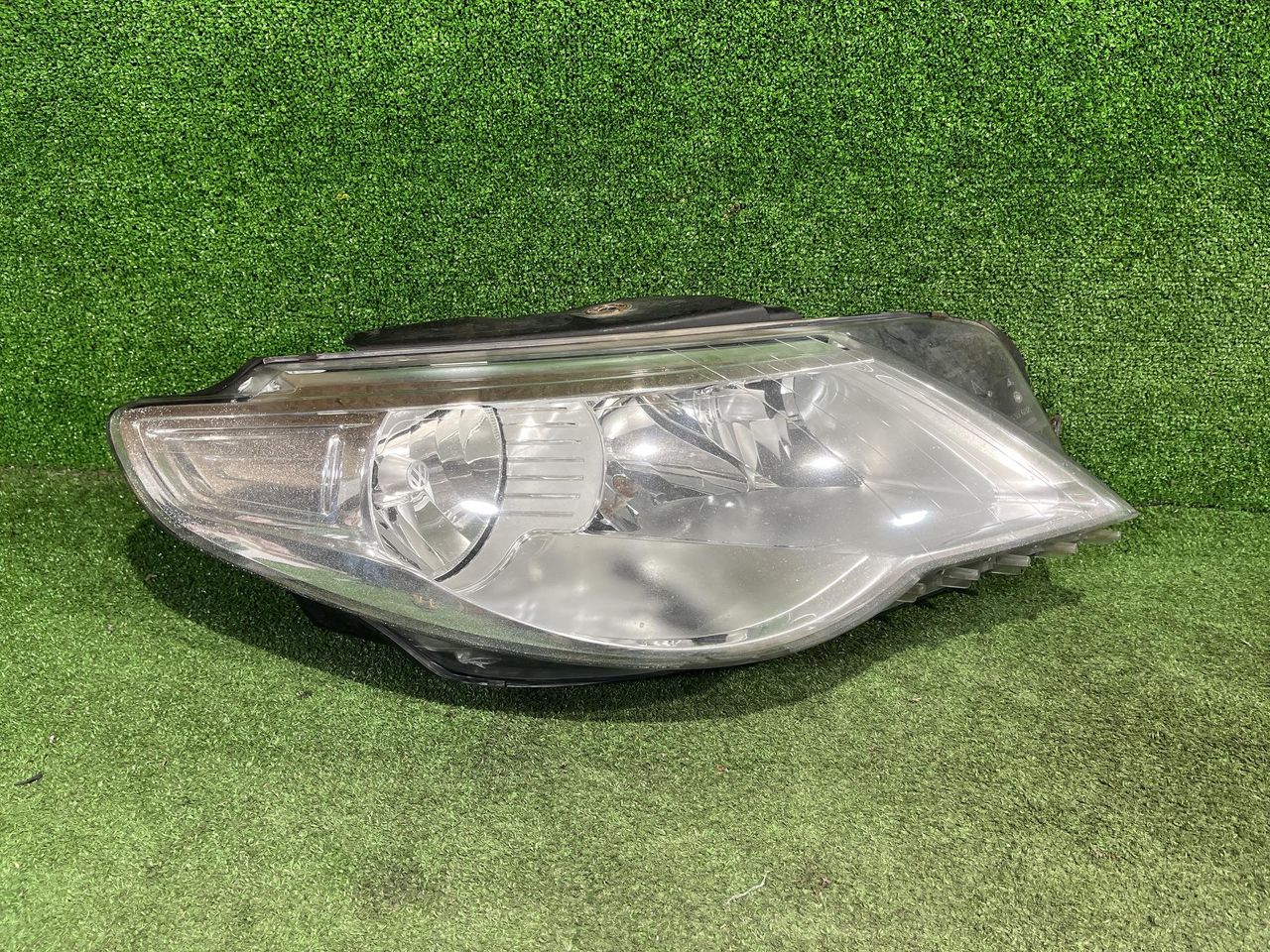 Фара галоген правая Volkswagen Passat CC 1 поколение 2008, 2.0 л., TDi, CBAB, дизель, 6МКПП, седан, передний привод, правый руль, 3C8941006D, 0301239602 - фото №1
