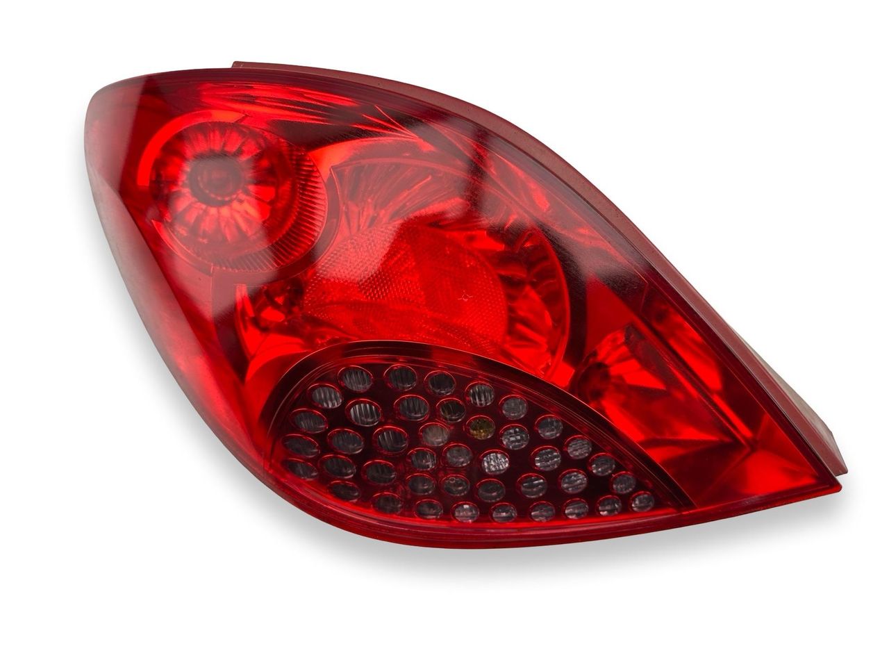 фонарь задний левый Peugeot 207 1 поколение 2009, 1.4 л., i, KFV (TU3A), бензин, 5МКПП, gris aluminium / ezr, хетчбэк 5 дв., передний привод, правый руль, 9649986680 - фото №1