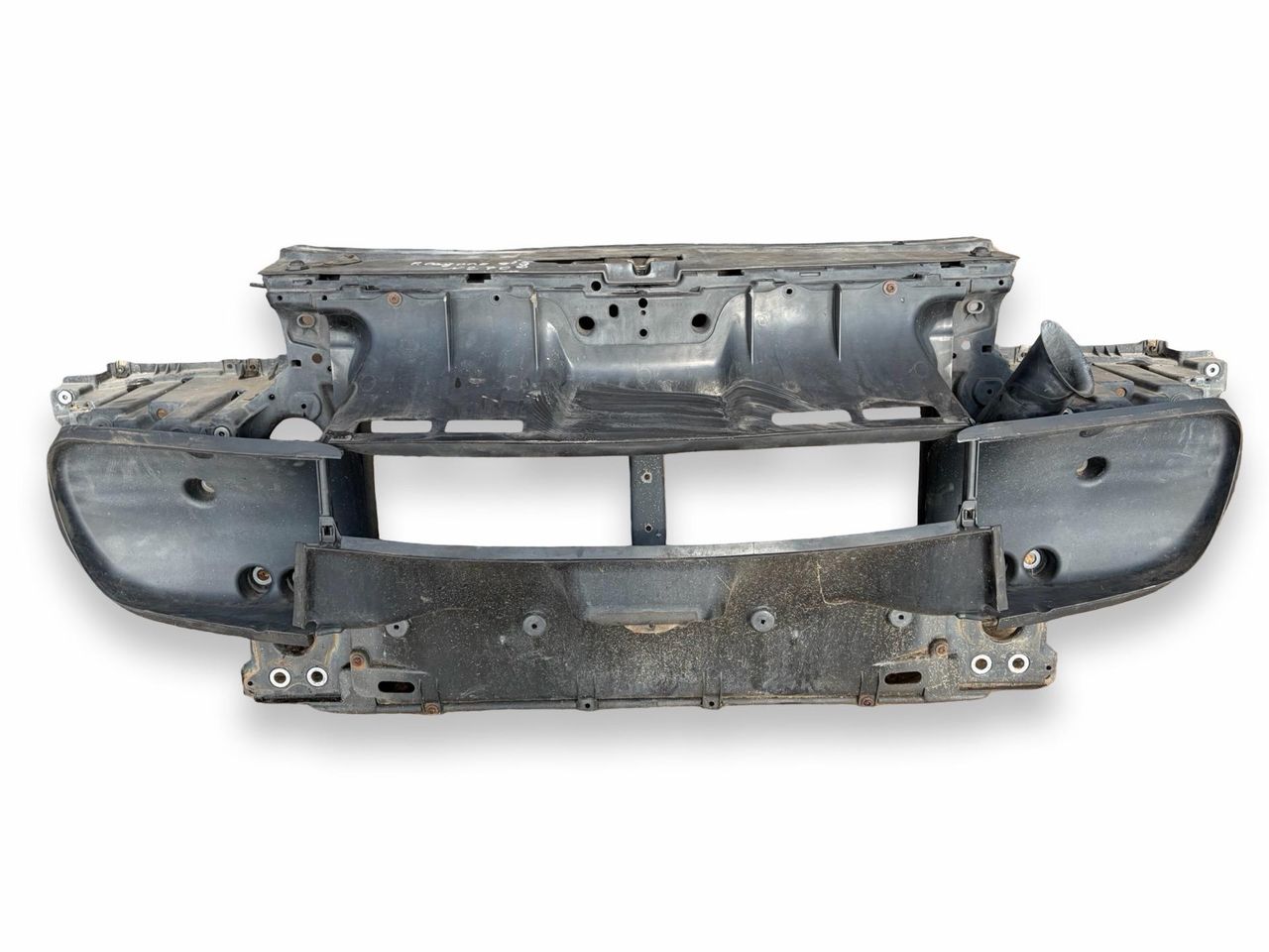 передняя панель крепления облицовки (телевизор) Porsche Cayenne 955 2005, 3.2 л., i, M02.2Y, бензин, АКПП, внедорожник 5 дв., полный привод, правый руль, 7L0907341A, 7L5121293A, 7L5121333E, 7L5121334E - фото №1