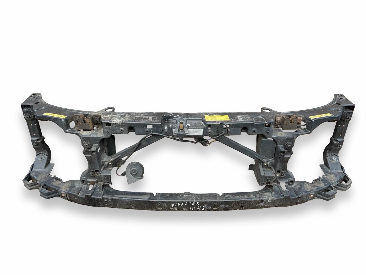 передняя панель крепления облицовки (телевизор) Land Rover Discovery 3 поколение L319 2006, 2.7 л., TD, 276DT, дизель, АКПП, zermatt silver / 798, внедорожник 5 дв., полный привод, правый руль, DIN500016 - фото №1