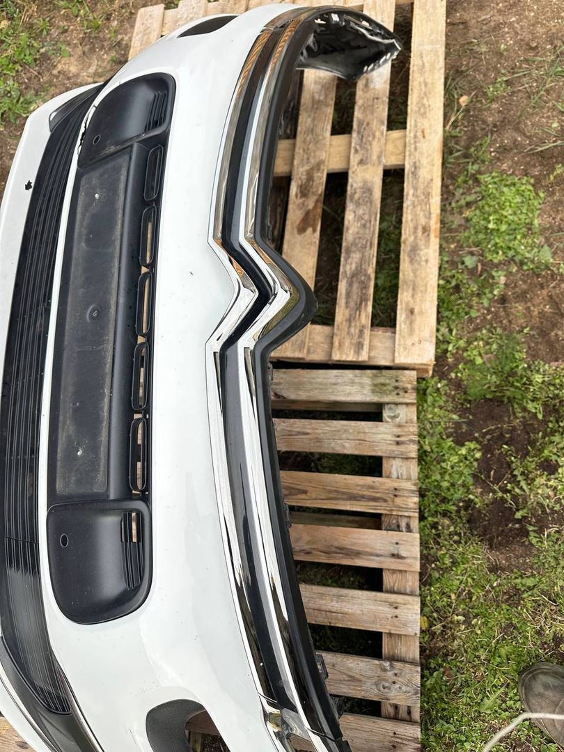 бампер передний Citroen C4 Spacetourer 1 поколение 2022, 1.5 л., дизель, АКПП, 3172104205584, 3162108106005 - фото №1