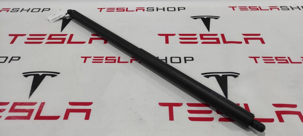 амортизатор крышки багажника (3-5 двери) Tesla Model S 1 поколение 2015, 6006611-00-B