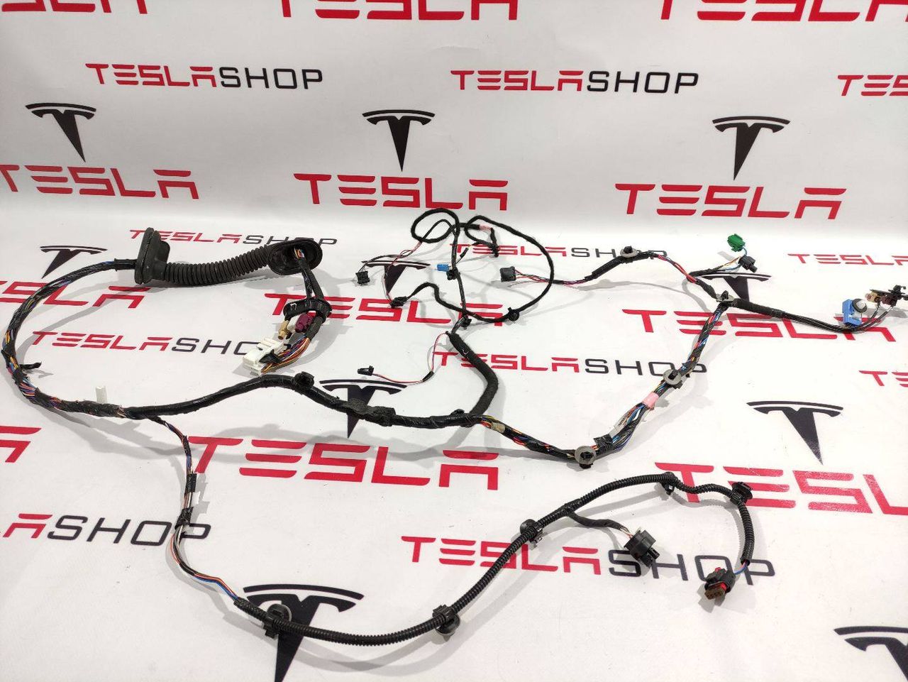 Электропроводка двери Tesla Model 3 1 поколение (2017 - 2026), 1067957-00-E