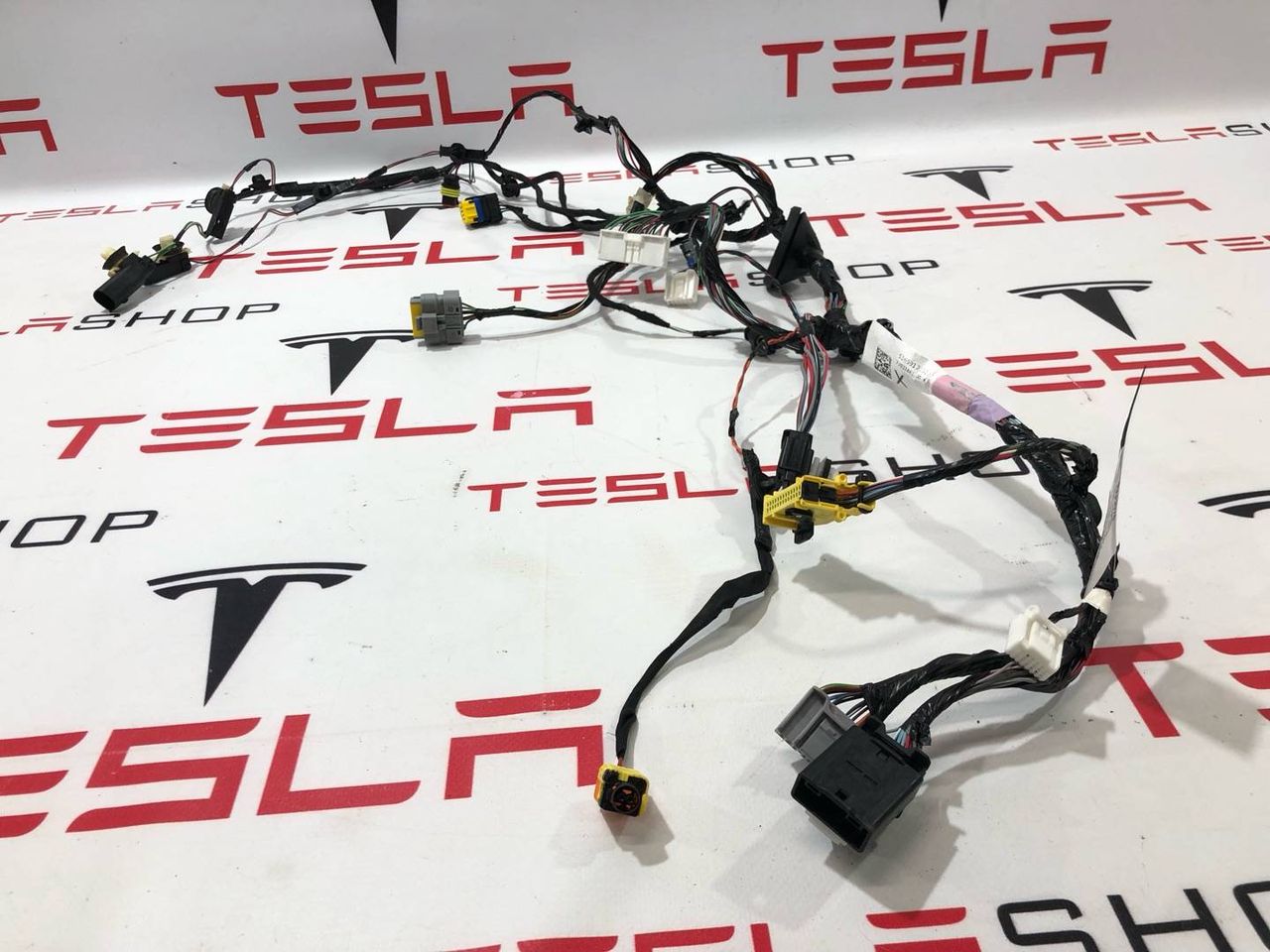 Электропроводка двери Tesla Model X 1 поколение 2019, 1032441-00-G, 2032441-00-A - фото №1