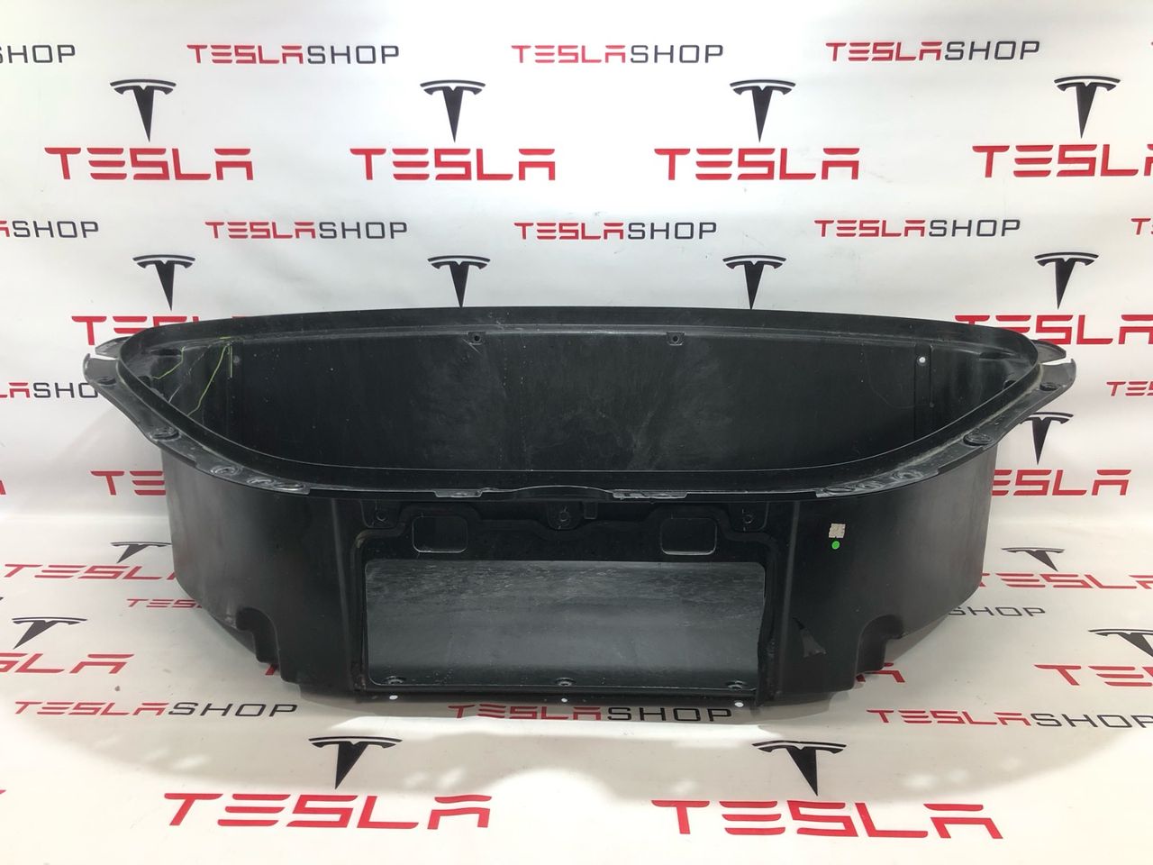 корыто пластиковое Tesla Model X 1 поколение 2016, 1036223-00-F - фото №1