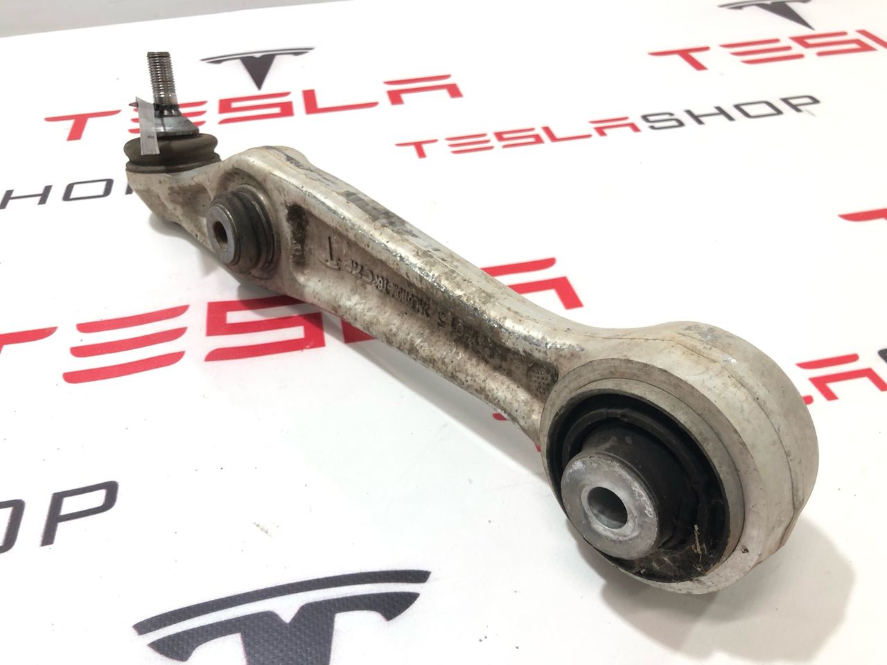 рычаг передний Tesla Model X 1 поколение 2019, 1027351-00-C, 1048951-00-B, 6007997-00-B - фото №1