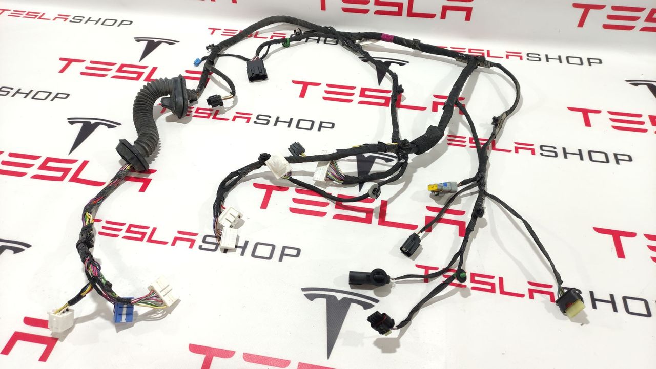 Электропроводка двери Tesla Model X 1 поколение [рестайлинг] 2022, 1552574-00-C