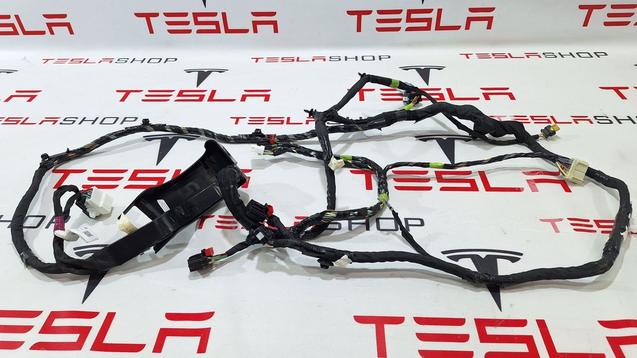 Электропроводка подъемной задней двери Tesla Model X 1 поколение [рестайлинг] 2022, 1032882-00-F, P1032882-70-F