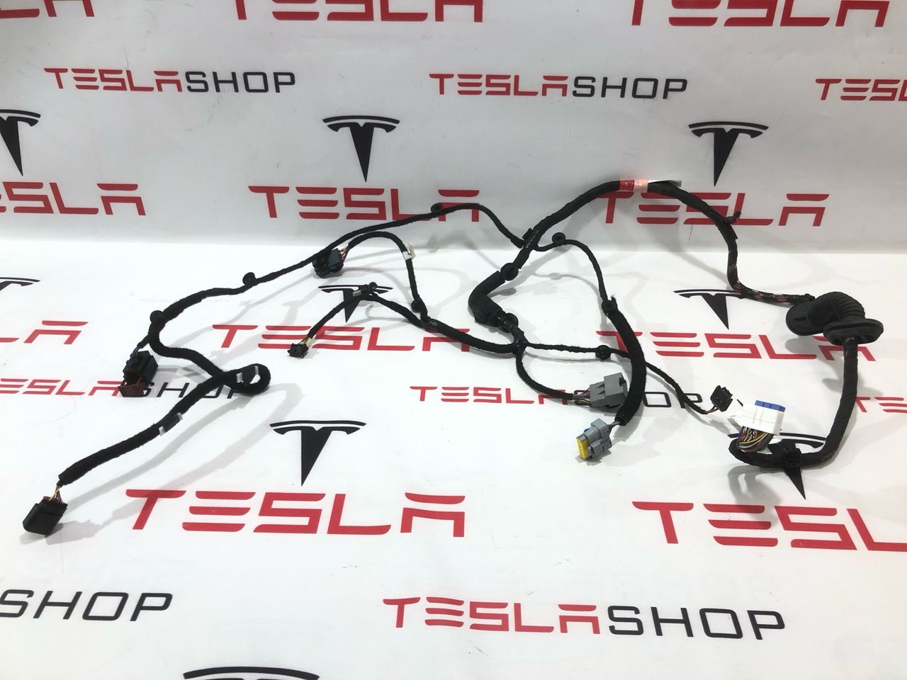Электропроводка двери Tesla Model S 1 поколение [2-й рестайлинг] (2021 - 2026), 2486398-00-C