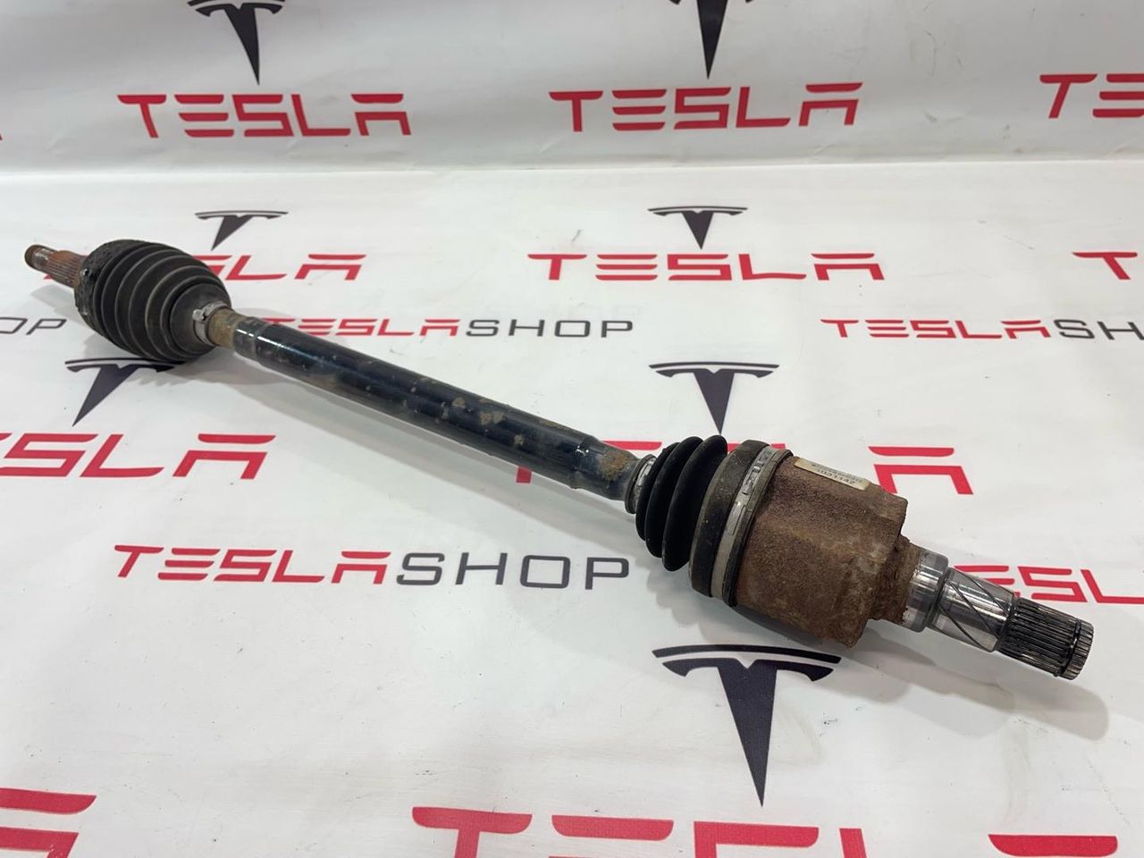 полуось задняя (приводной вал, ШРУС) Tesla Model S 1 поколение 2015, 1007719-01-B