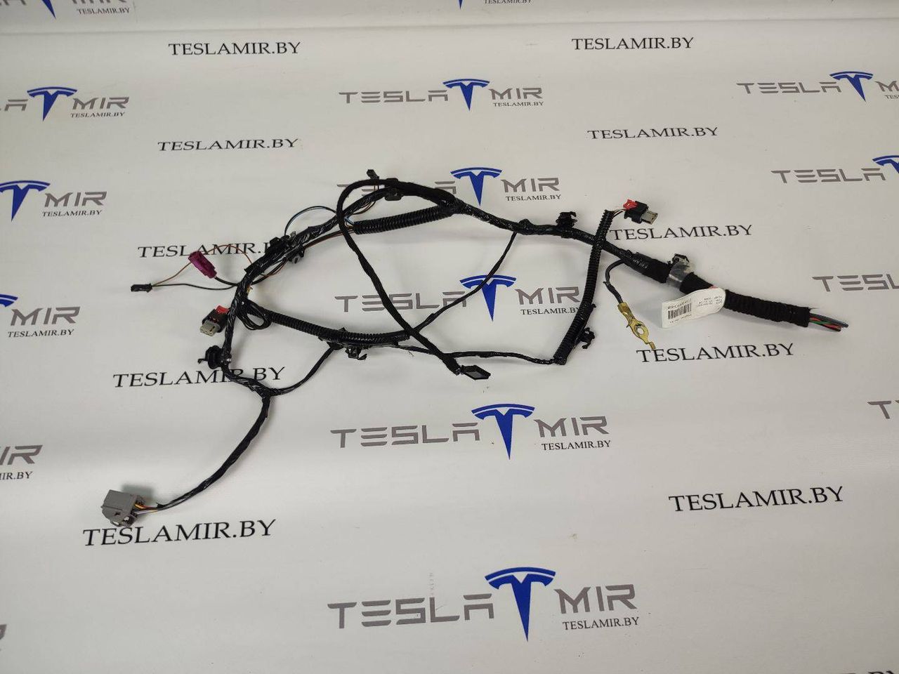 Проводка крышки багажника Tesla Model 3 1 поколение 2021, 1068789-00, 2068789-00 - фото №1