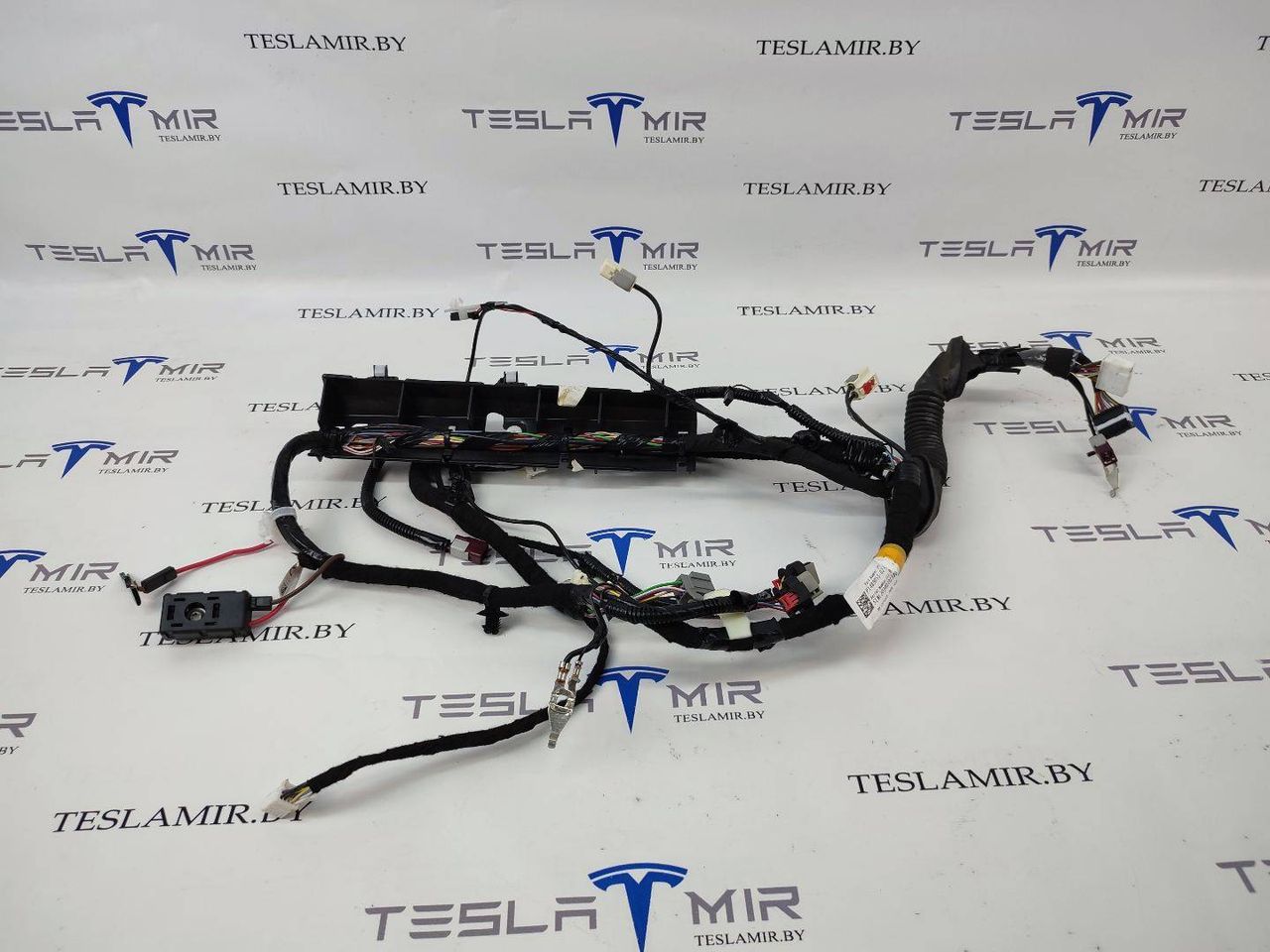 Проводка крышки багажника Tesla Model Y 1 поколение 2021, 1489055-02 - фото №1