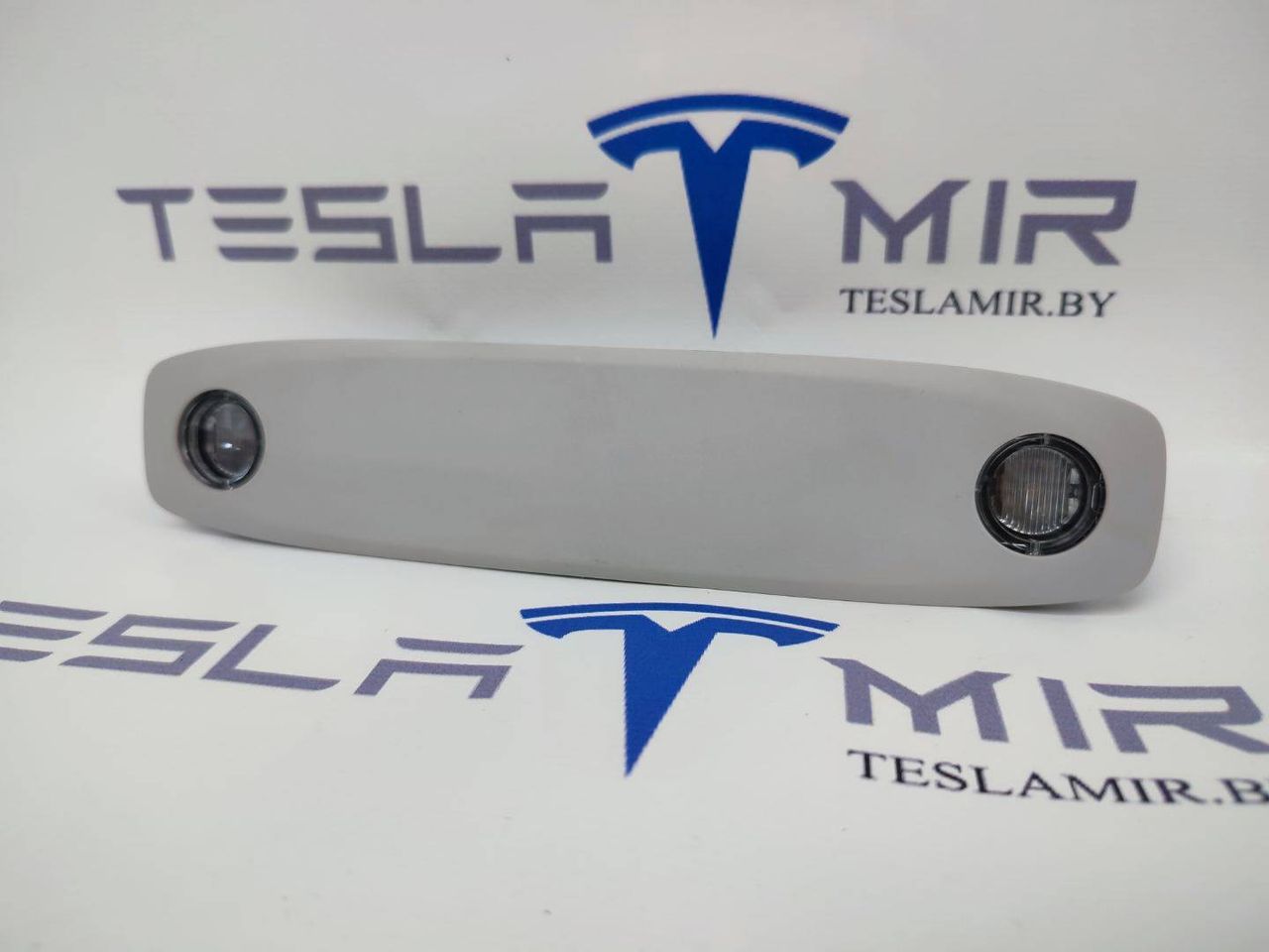 фонарь салона (плафон) Tesla Model 3 1 поколение 2021, 1541234-00 - фото №1