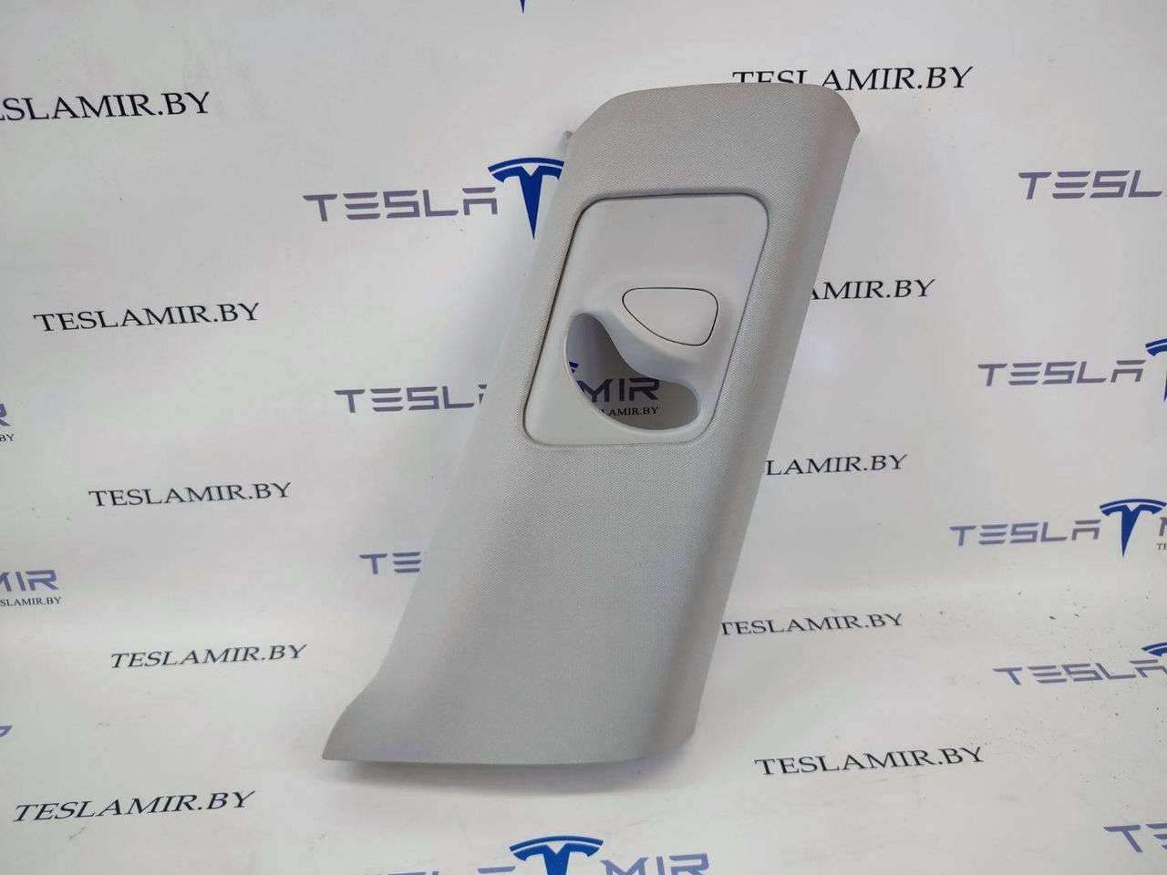 Накладка стойки B внутренняя правая верхняя Tesla Model 3 1 поколение 2020, 1086255-01 - фото №1