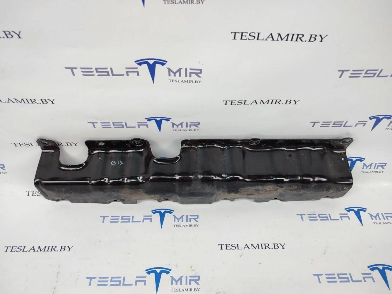Кронштейн крепления батареи задний Tesla Model 3 1 поколение 2023, 1089308-01 - фото №1