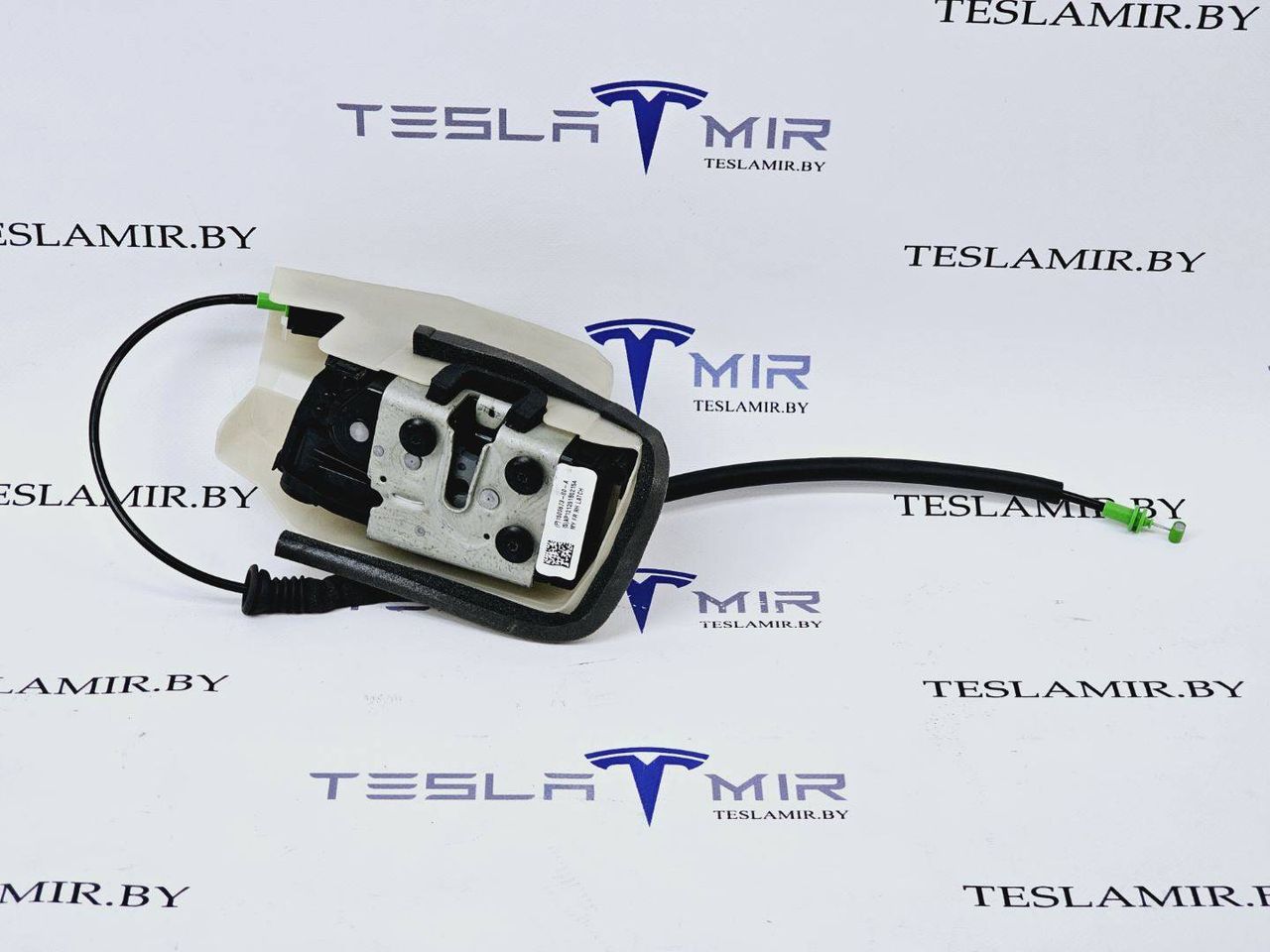 замок двери передней правой Tesla Model Y 1 поколение 2021, 1500673-00 - фото №1