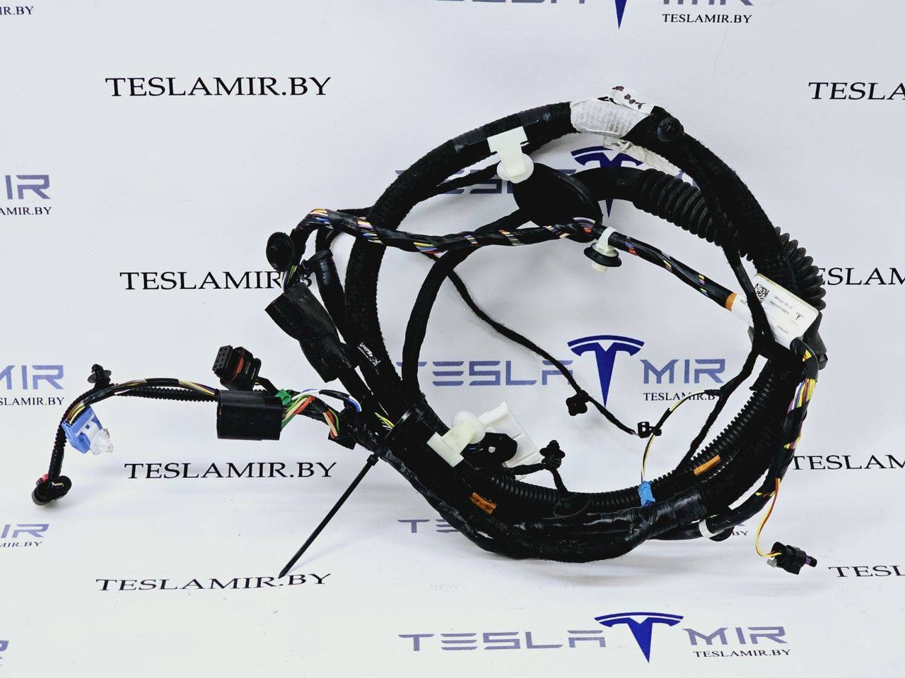 Электропроводка двери передняя левая Tesla Model Y 1 поколение 2021, 1489044-00 - фото №1