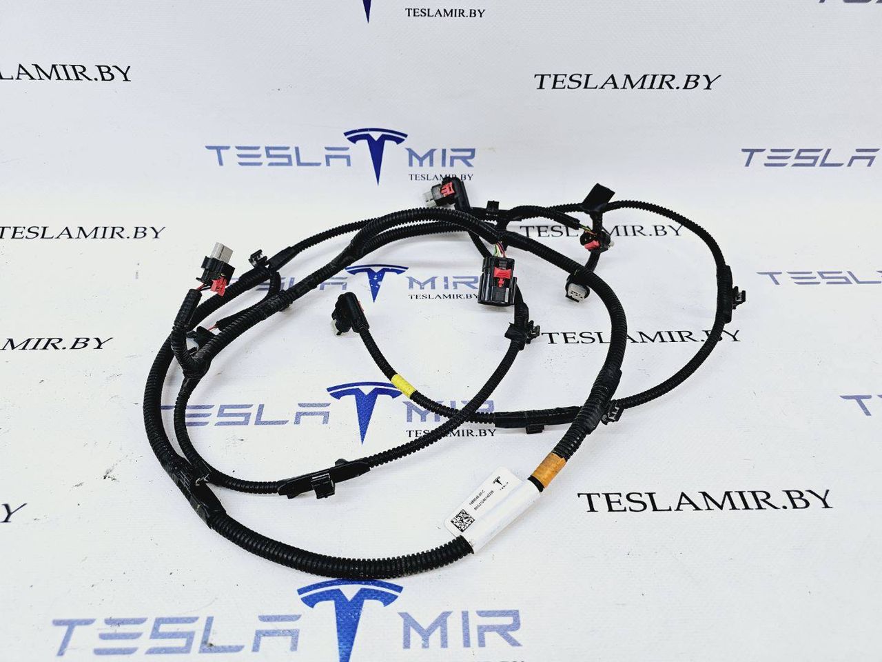 Электропроводка бампера заднего Tesla Model Y 1 поколение 2021, 1489046-00 - фото №1