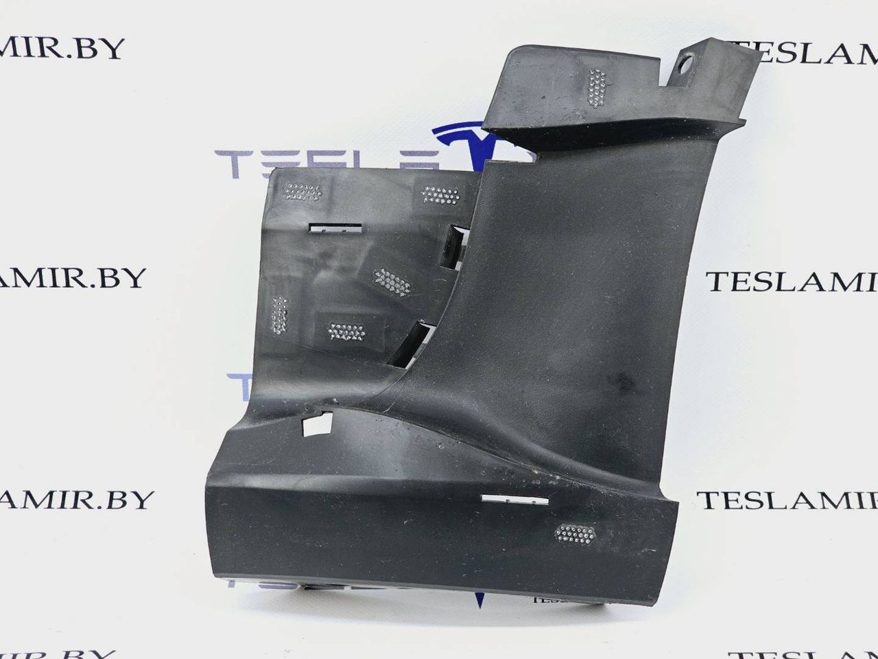 Крепление бампера переднего Tesla Model 3 1 поколение 2023, 1084175-00 - фото №1