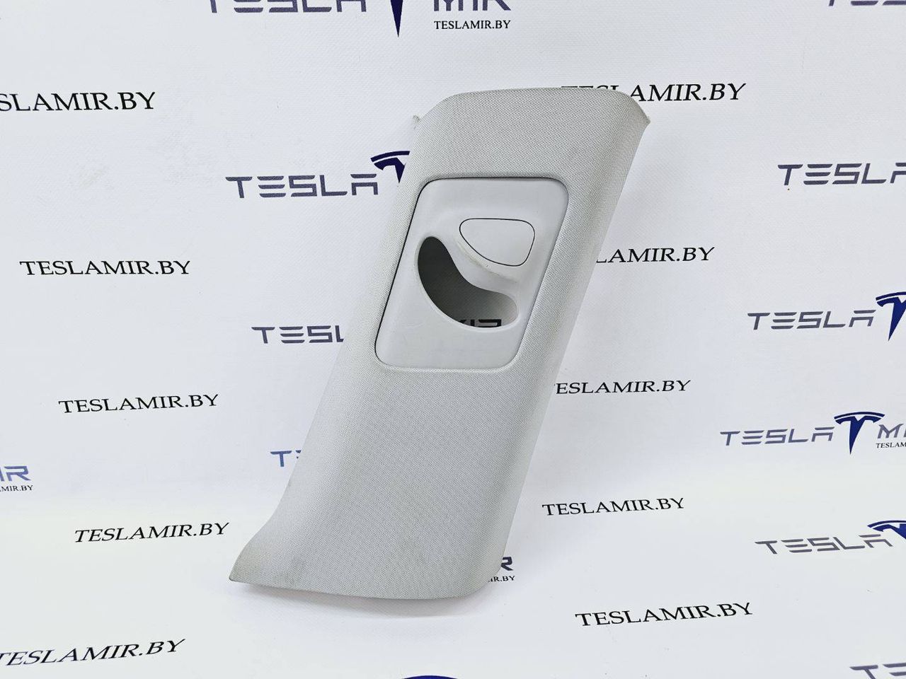 Накладка стойки B внутренняя правая верхняя Tesla Model 3 1 поколение 2023, 1086255-01 - фото №1