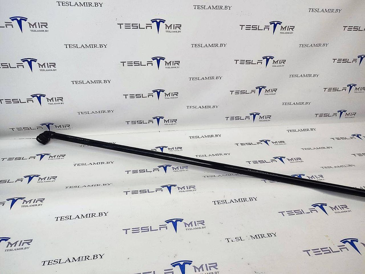 Патрубок системы охлаждения пластиковый Tesla Model 3 1 поколение 2023, 1530118-00 - фото №1