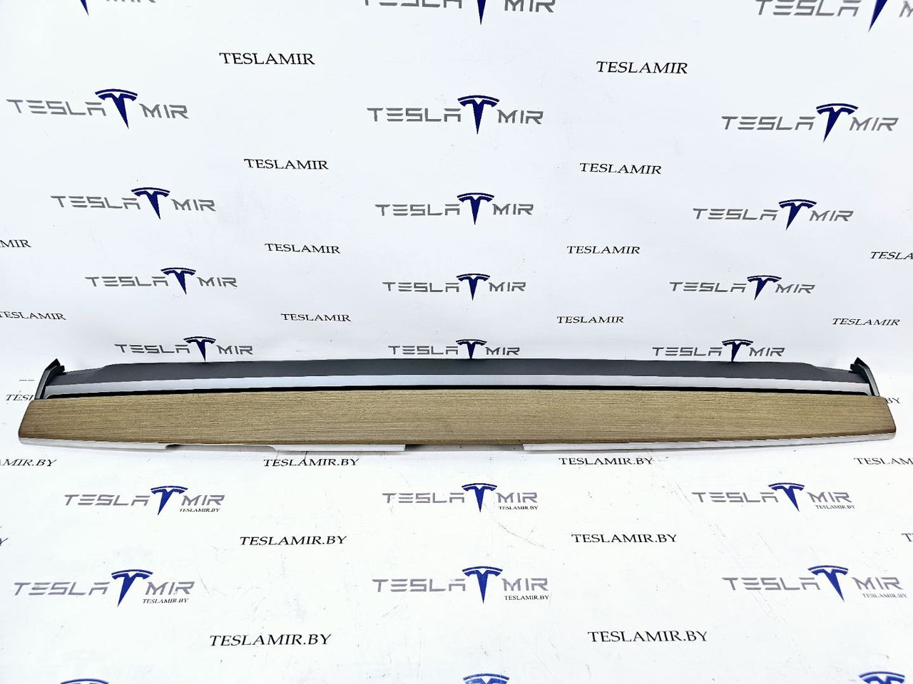 Декоративная накладка центральной консоли Tesla Model 3 1 поколение 2019, 1619569-00, 1091225-00, 1100567-00, 2019482-00, 2267326-00 - фото №1
