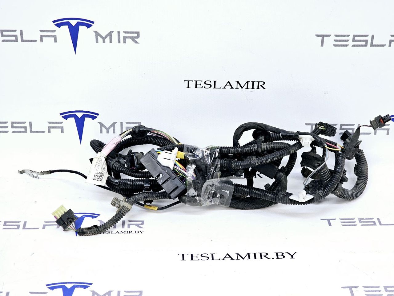 Электропроводка аккумулятора 12V Tesla Model 3 1 поколение 2019, 1068767-00 - фото №1